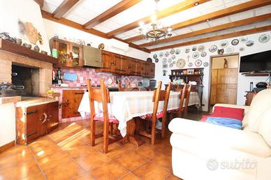3 LOCALI A JESOLO