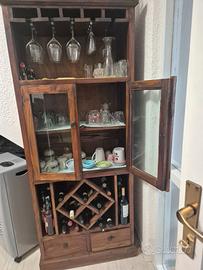 Splendido Mobile Bar / Vetrina Portavino in Legno