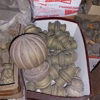 Antichi pomelli in ottone per fabbro