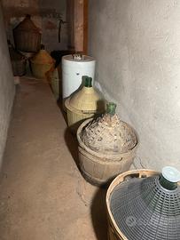 Damigiane e scaldabagno