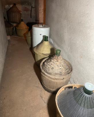 Damigiane e scaldabagno