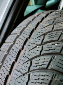 Gomme NOKIAN WR A4 205/55 R17 95V XL