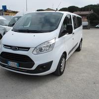 Ford Transit Custom pulmino 9 posti passo lungo