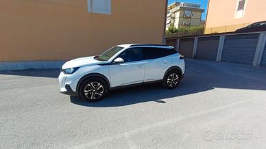 PEUGEOT 2008 BlueHDi 110 S&S Allure Pack