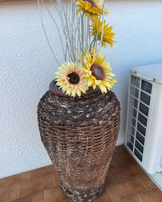 Vaso in terracotta fatto a mano