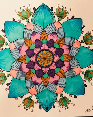 Disegno Mandala fatto a mano