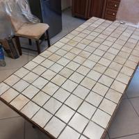 Tavolo e 6 sedie in legno