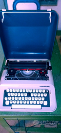 Macchina scrivere olivetti 318