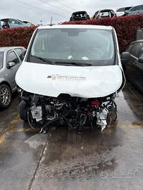 Renault Trafic del 2023 per ricambi