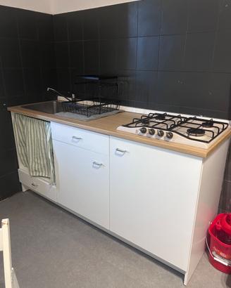 Cucina semplice