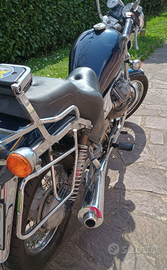 Moto Guzzi Nevada 750 blu metallizzata
