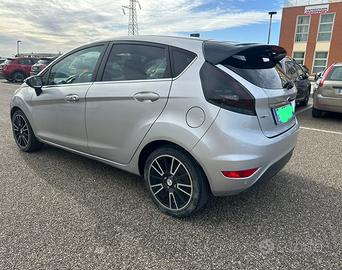 Ford Fiesta 1.4 TDCI 70cv 5p