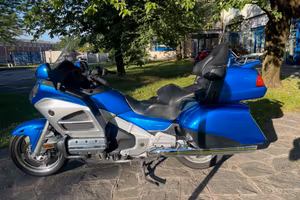 Honda GL 1800 Gold Wing AIRBAG NAV