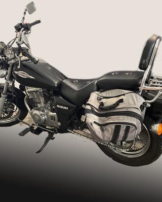 Moto Suzuki GZ Marauder 250