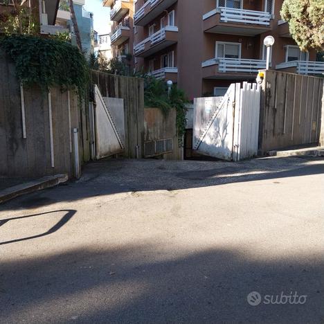 Cortina D'Ampezzo Via posto moto in garage comune