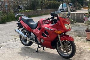 GSX f 750
