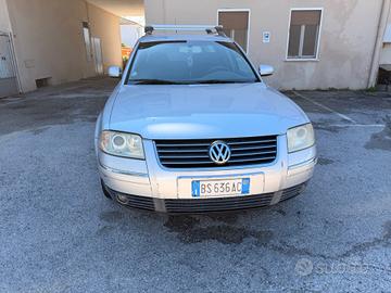 Volkswagen Passat 1.9 TDI/130 CV cat Var. H.line