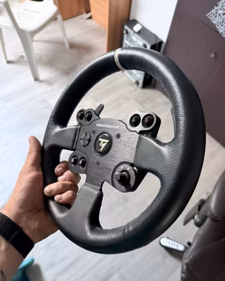 Volante thrustmaster lather