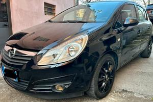 Opel Corsa 1.3 Diesel del 2007 OK NEOPATENTATI