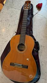 Chitarra classica ARIA A550