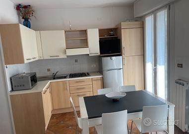 150mt da mare/bilocale/nuovo/piazza Milano/4 posti