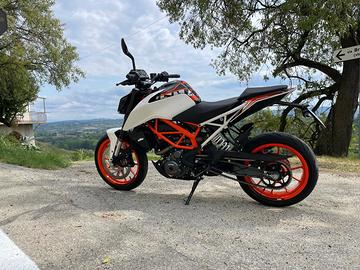 Ktm duke 390 2019