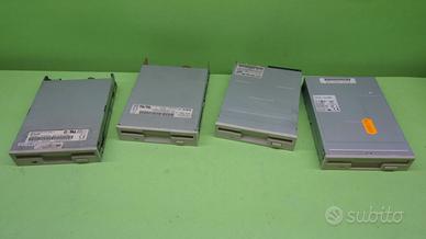 Kit 4 pezzi - Floppy drive 3,5" 1,44 Mbyte, colore