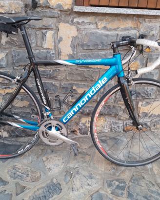 Bici da corsa cannondale modello synapse