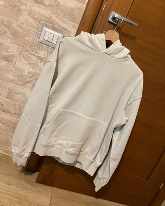 Felpa bianca con cappuccio zara