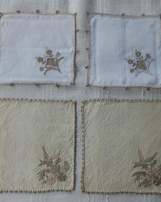 4 Centrini Vintage in Lino Ricamati a Mano