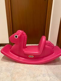 Dondolo little tikes usato solo in casa