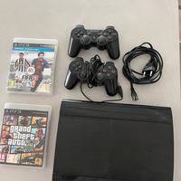 Palystation 3 + due Joystick + due giochi