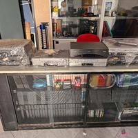 VIDEOREGISTRATORE VHS PHILIPS ,SONY,PANASONIC .