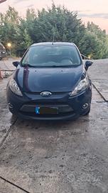 Ford Fiesta 1.4 TDCi 70CV 5 porte Titanium