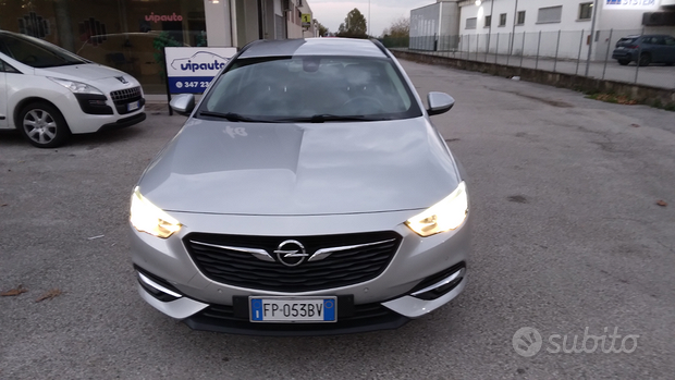 Opel Insignia 2.0 tdi sw automatico 2018