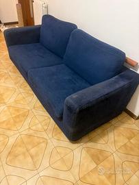 Divano due posti "tre sedute"