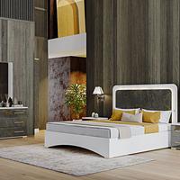 LETTO CON RAFFINATA TESTIERA...!