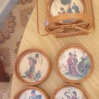Sottobicchieri in legno con figure cinesi