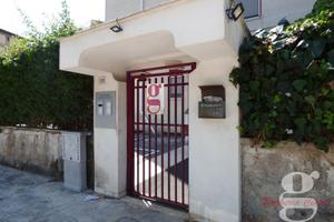 Grande attico con terrazzo a livello A/11