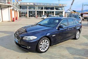 BMW - Serie 5 Touring - 520d Futura
