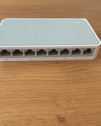 TP-LINK TL-SF1008D SWITCH 8 PORTE PLUG&PLAY