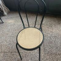 Sedie thonet con fantasmino 