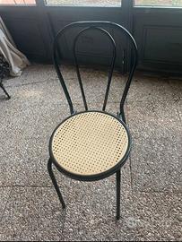 Sedie thonet con fantasmino 