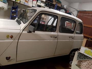 R4 auto d epoca 