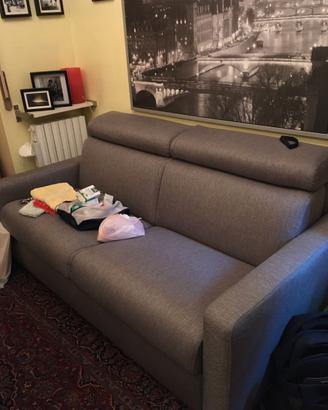 vari mobili moderni antichi
