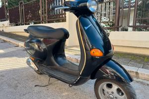 Vespa 50 et2