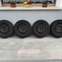 4 gomme invernali 185/65 R15 Riken + cerchi