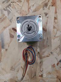 MOTORE PASSO-PASSO  STEPSYN 103H7123-1749