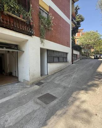 Box / Garage di 110 m² a Roma