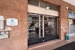 NEGOZIO A LEGNANO